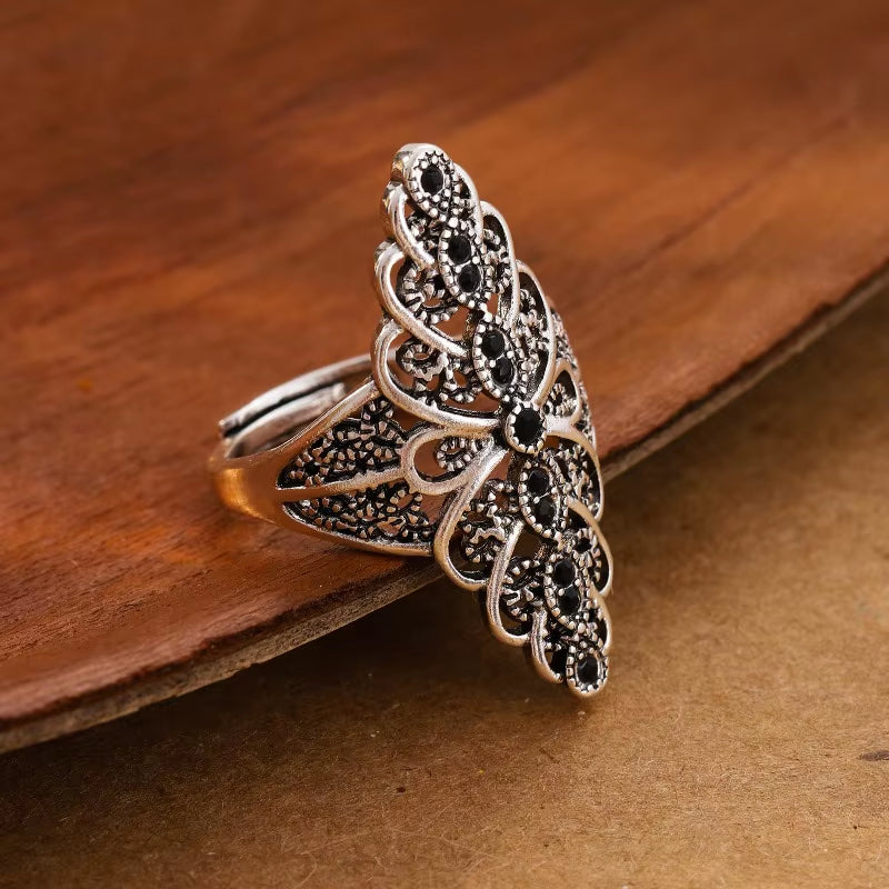 Retro Fashionable Palace Style Hollowed Out Petal Rings for Women'S Adjustable Ring Jewelry